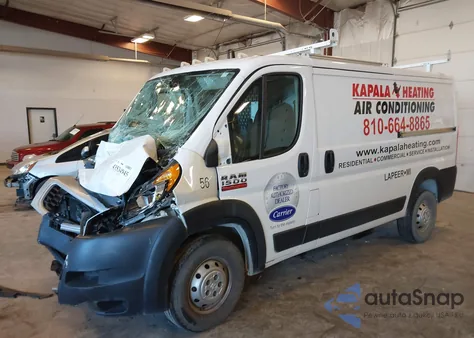 2020 Ram Promaster 1500 Low Roof 136 Wb z USA, uszkodzony, nr VIN 3C6TRVAG3LE135617